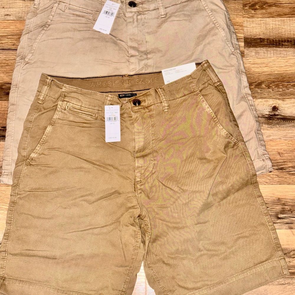 American Eagle Outfitters Classic Flex Shorts in Brown and Tan